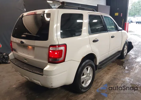 2011 Ford Escape Xlt from USA, damaged, VIN 1FMCU0D71BKA39563